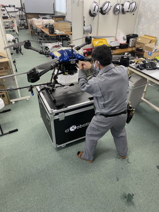 ドローン機体整備場